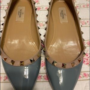 VALENTINO ROCKSTUD Size 7 Baby Blue